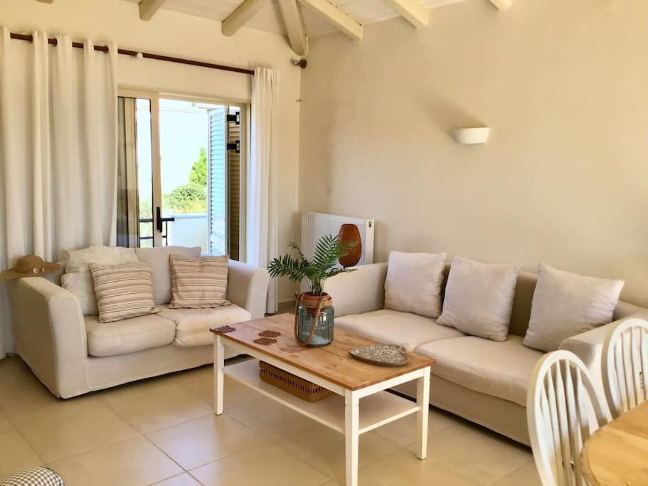 Bouzaíika Sea Breeze - Home With A View מראה חיצוני תמונה